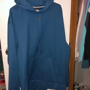 Men’s pullover under armor